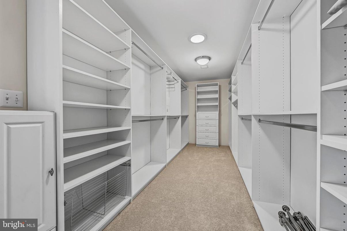 Interior, Walk-in Closets