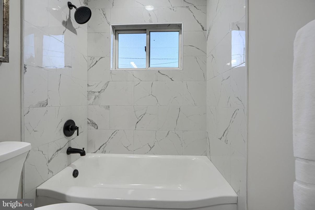 Bathroom, Interior, Marble Walls