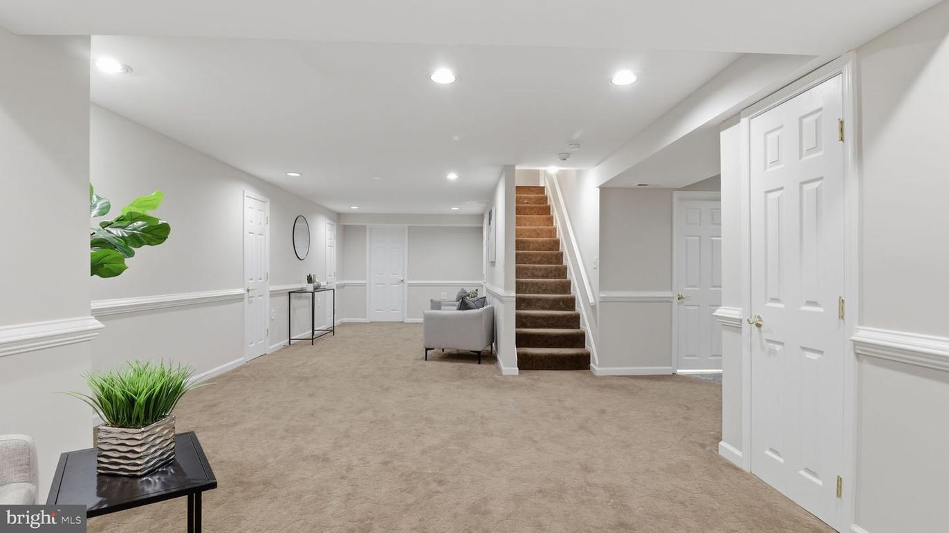 Interior, Recessed Lighting