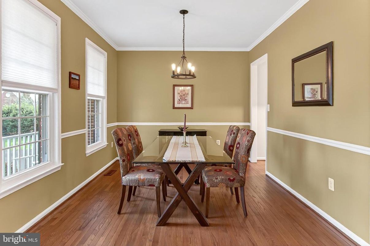 Chandelier, Dining room, Interior, Pendant Lights, Wood Texture Flooring