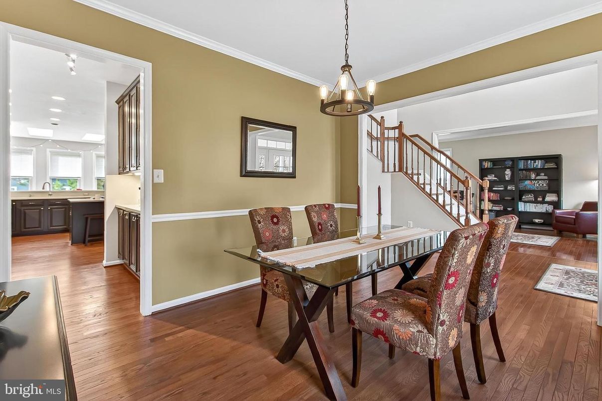 Dining room, Interior, Pendant Lights, Recessed Lighting, Wood Texture Flooring