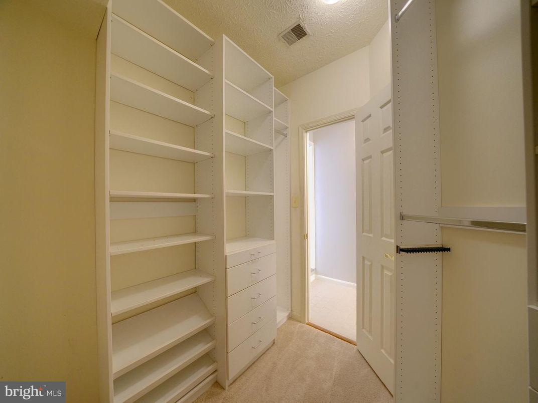 Interior, Walk-in Closets