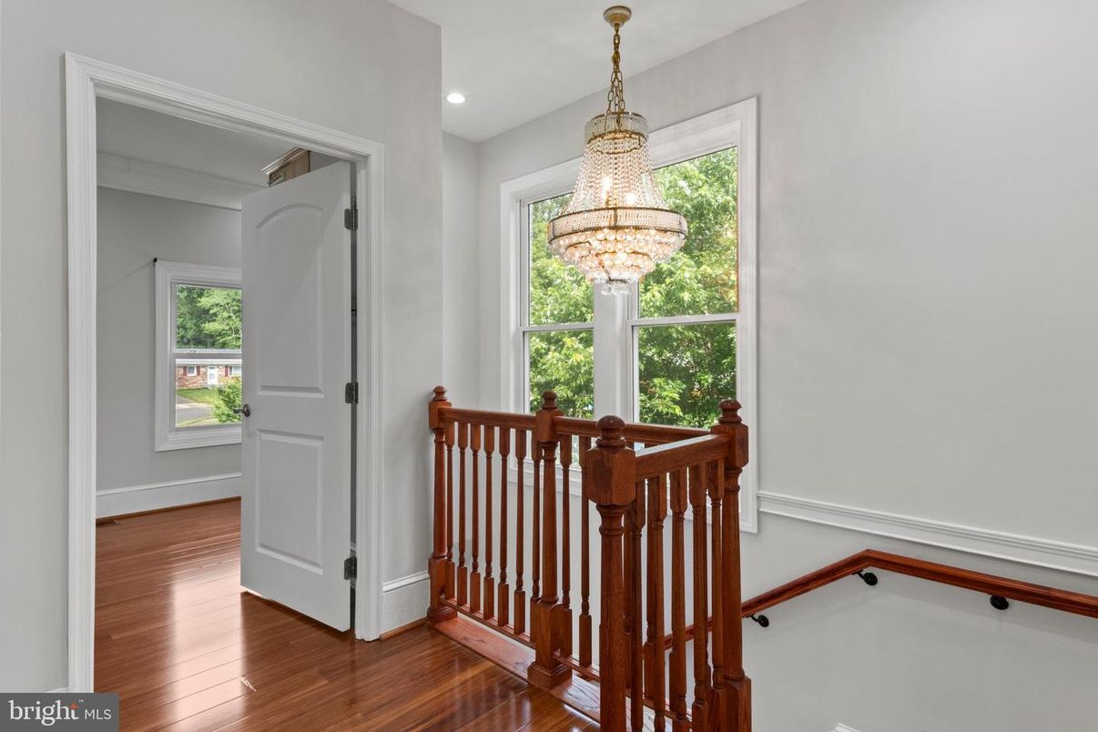 Chandelier, Interior, Recessed Lighting, Wood Texture Flooring