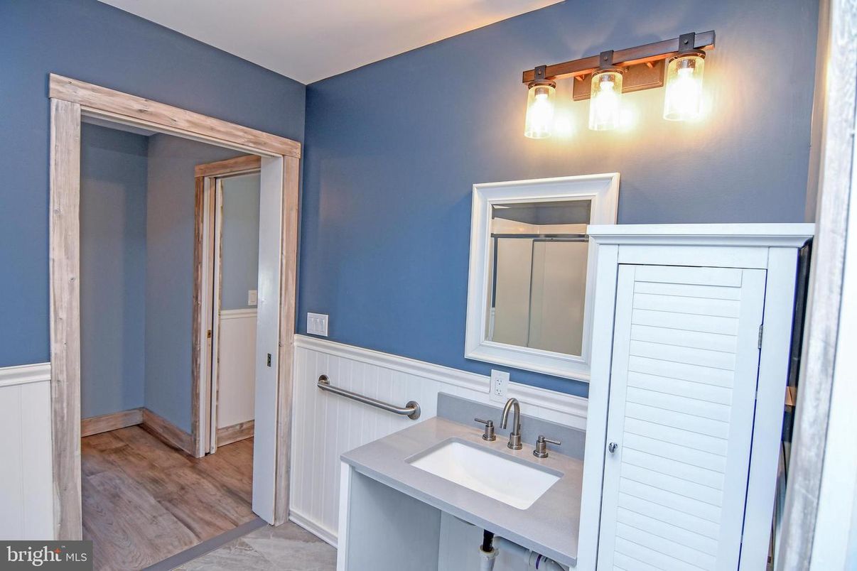 Bathroom, Interior, Wood Texture Flooring