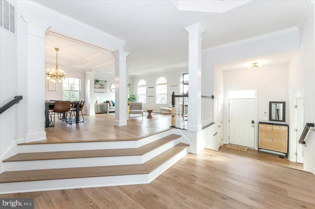 Chandelier, Dining room, Interior, Pendant Lights, Wood Texture Flooring