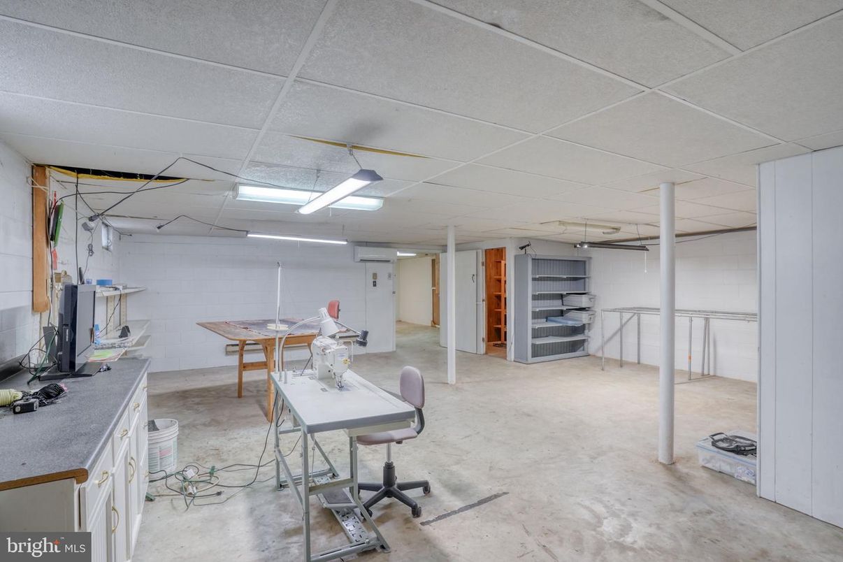 Interior, Recessed Lighting