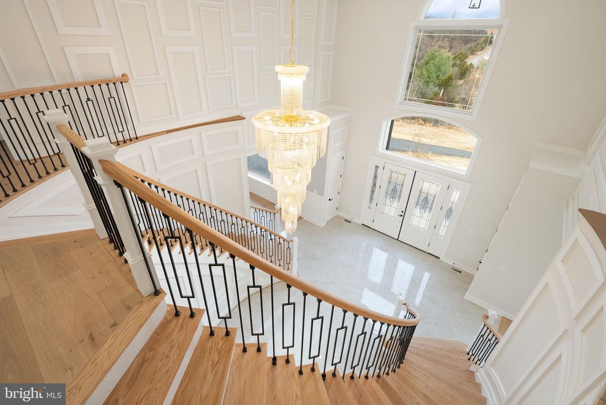 Chandelier, Interior, Wood Texture Flooring