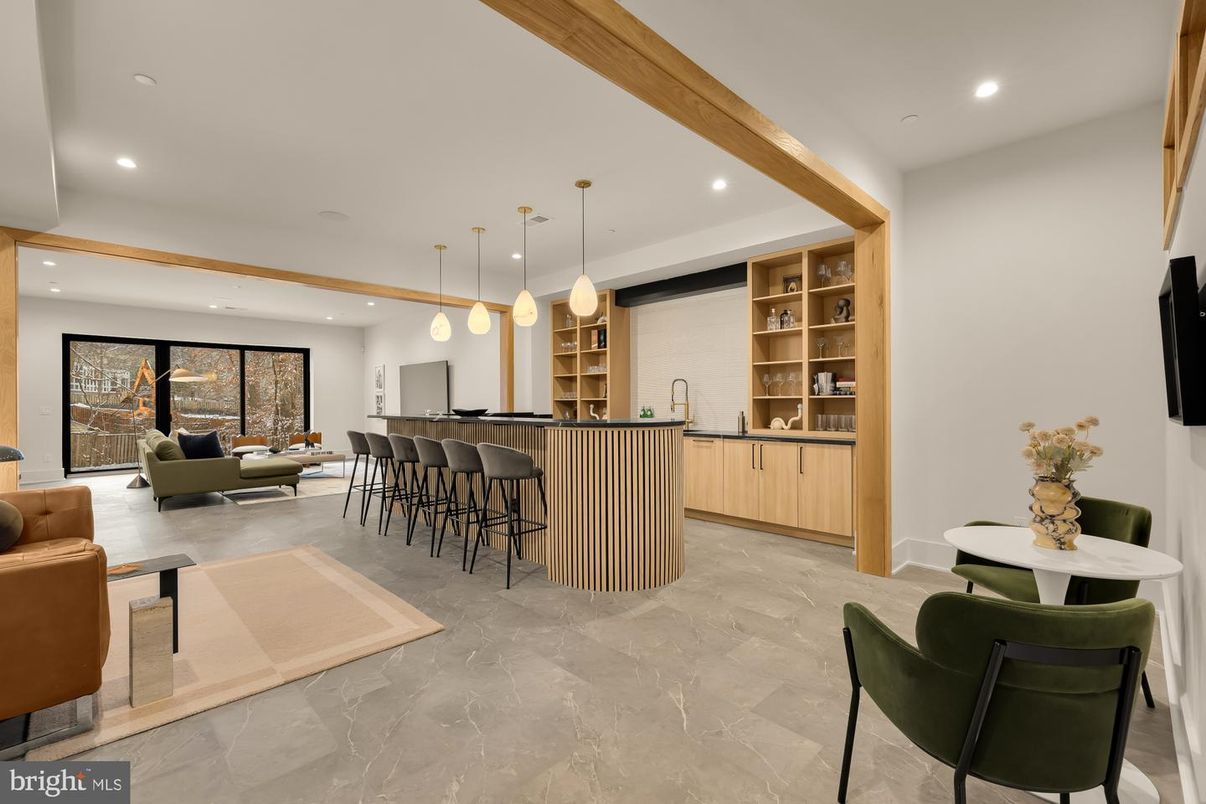 Interior, Living room, Pendant Lights, Recessed Lighting