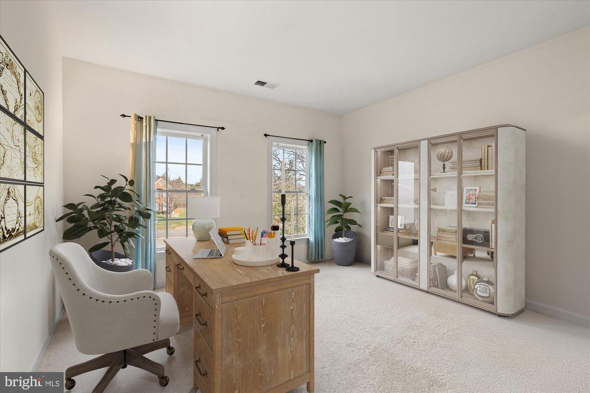 Home Office, Interior