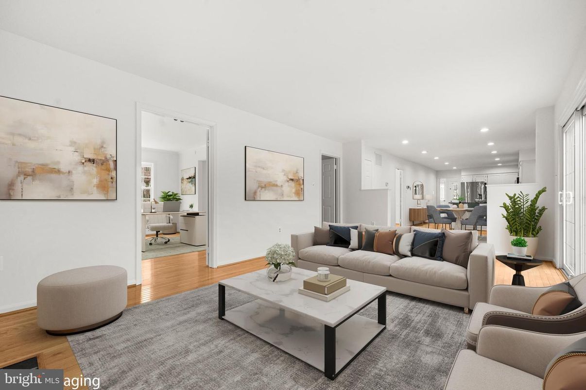 Dining room, Interior, Kitchen, Living room, Recessed Lighting, Wood Texture Flooring