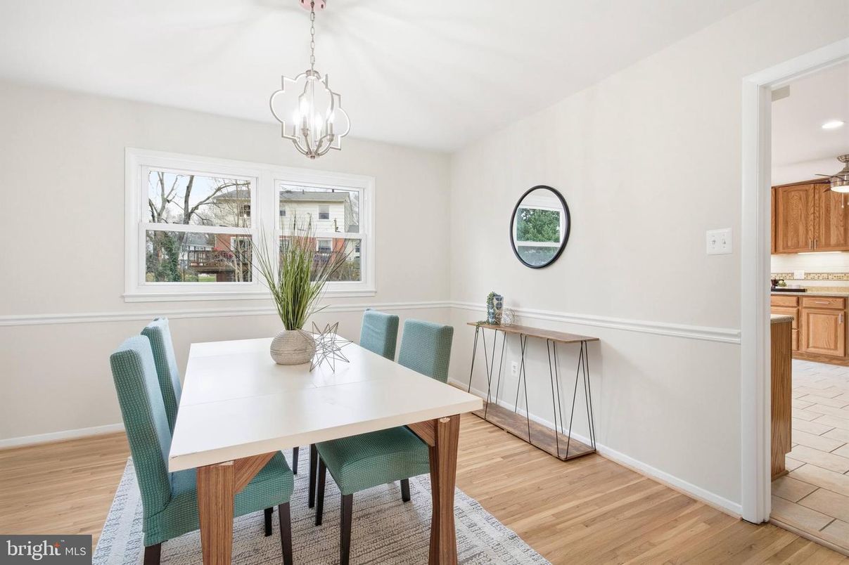 Dining room, Interior, Pendant Lights, Recessed Lighting, Wood Texture Flooring