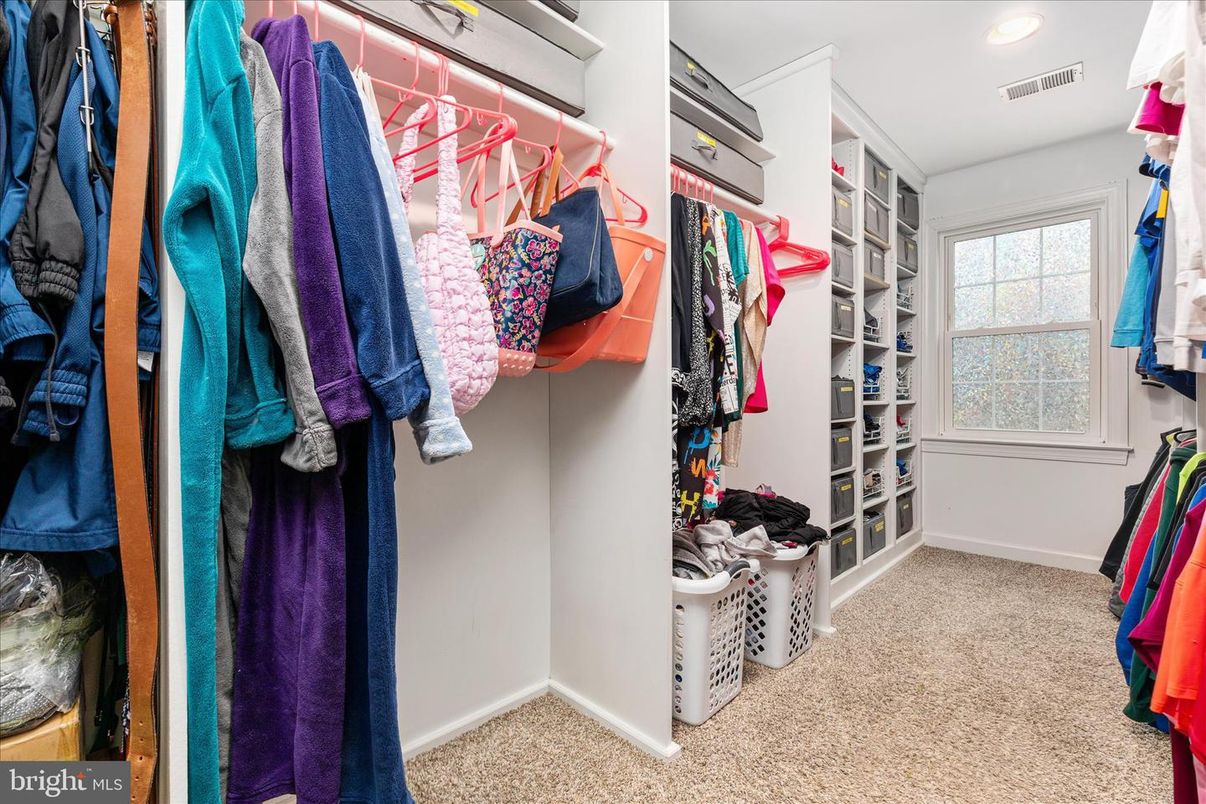 Interior, Recessed Lighting, Walk-in Closets