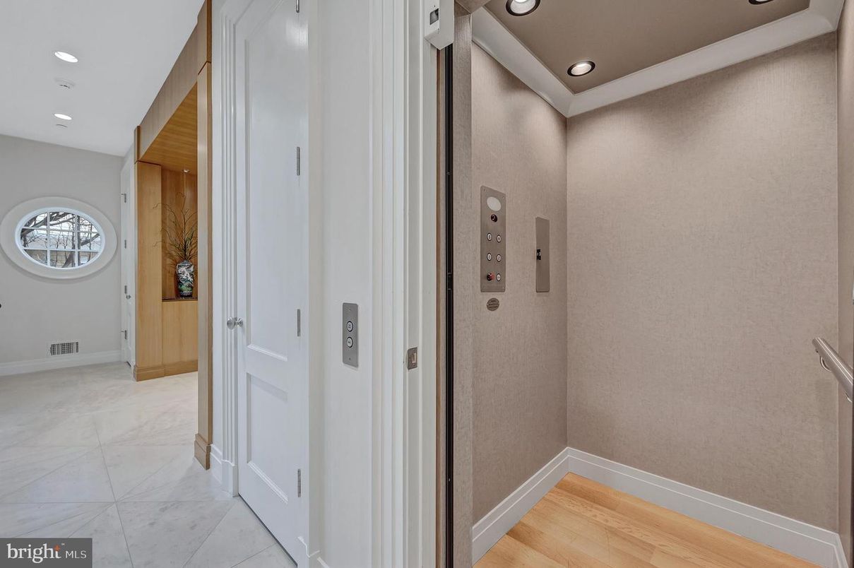 Elevator, Interior, Recessed Lighting, Wood Texture Flooring