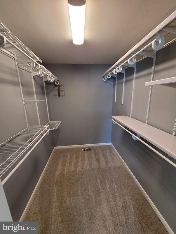 Interior, Walk-in Closets