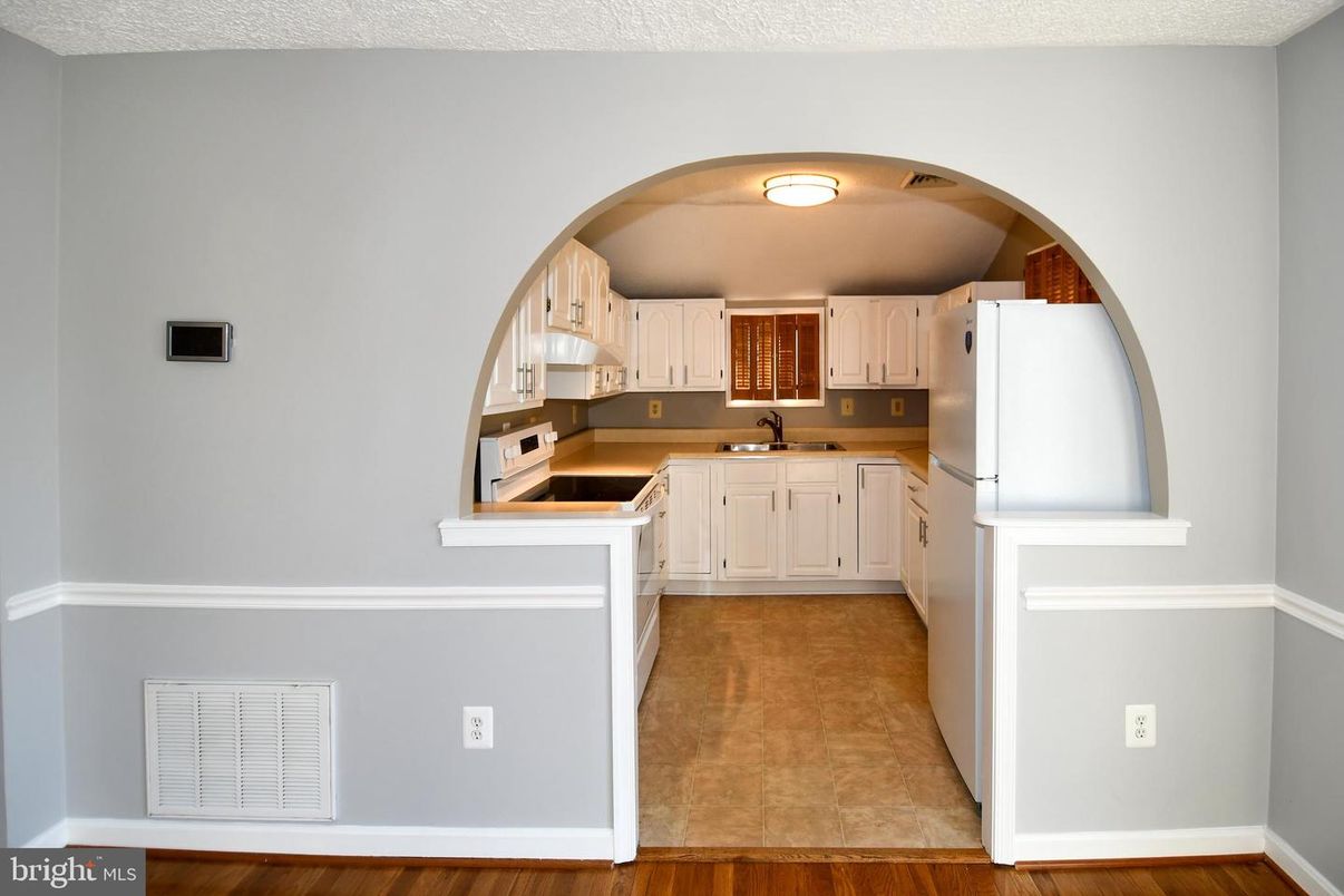 Interior, Kitchen, Wood Texture Flooring