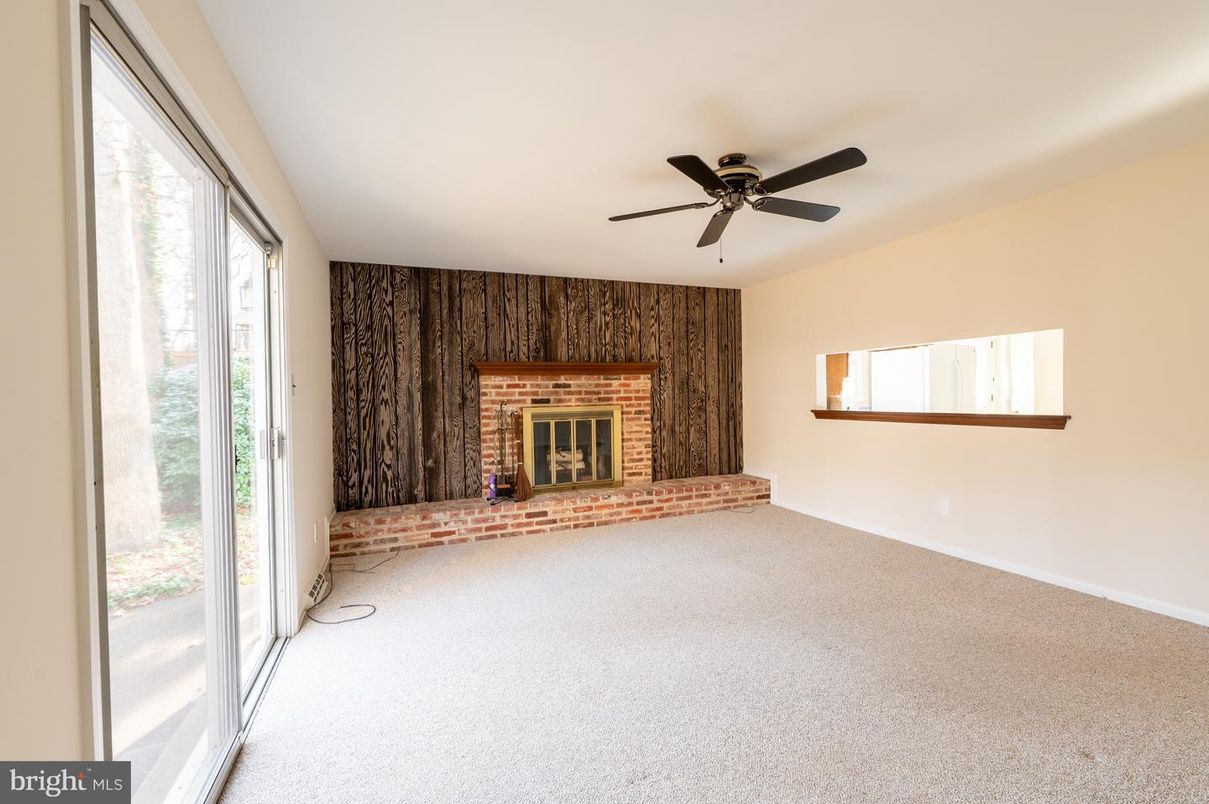 Empty room, Fireplace, Interior, Wooden Walls
