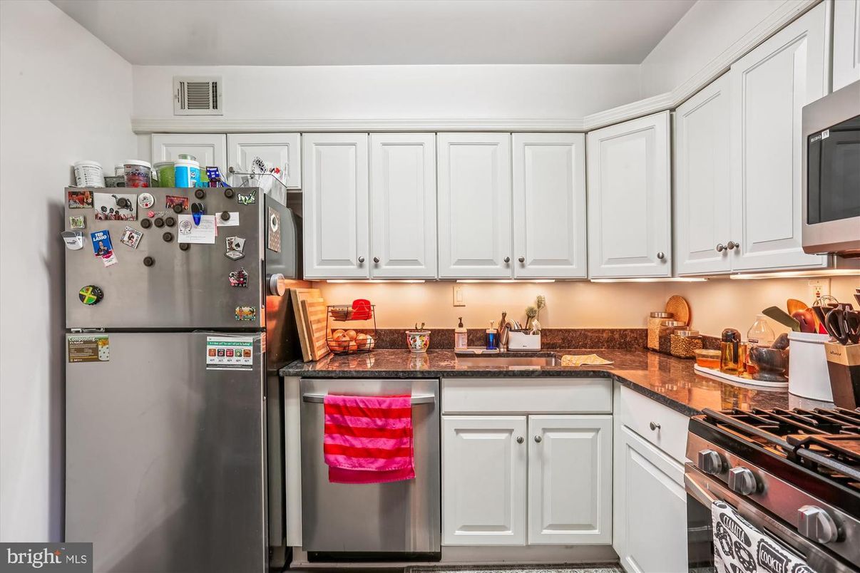 Interior, Kitchen, Stainless Steel Appliances