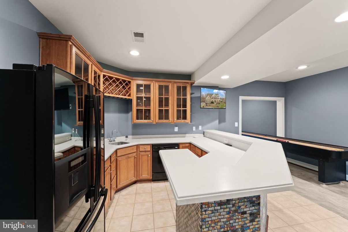 Game Room, Interior, Kitchen, Recessed Lighting