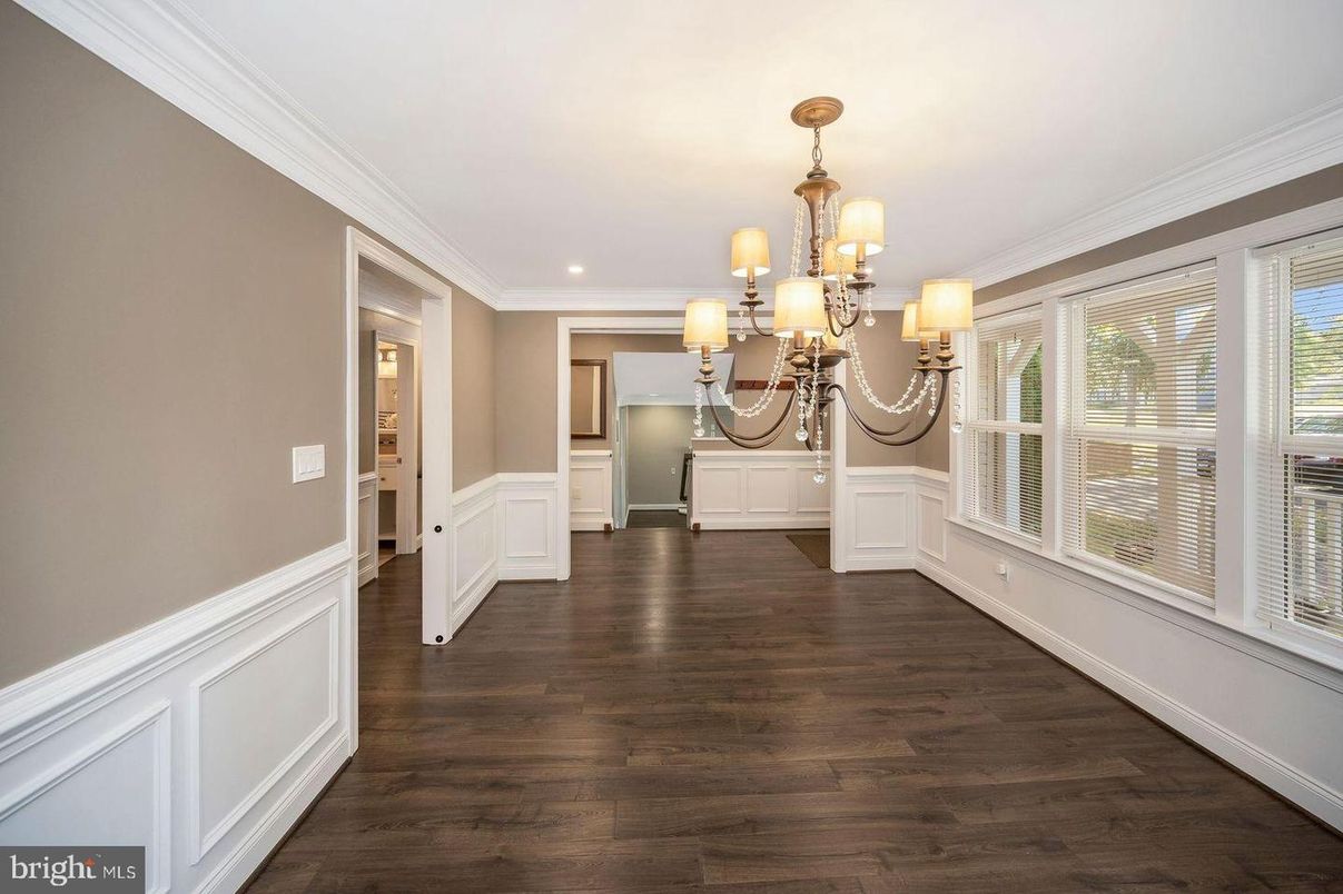 Chandelier, Empty room, Interior, Recessed Lighting, Wood Texture Flooring