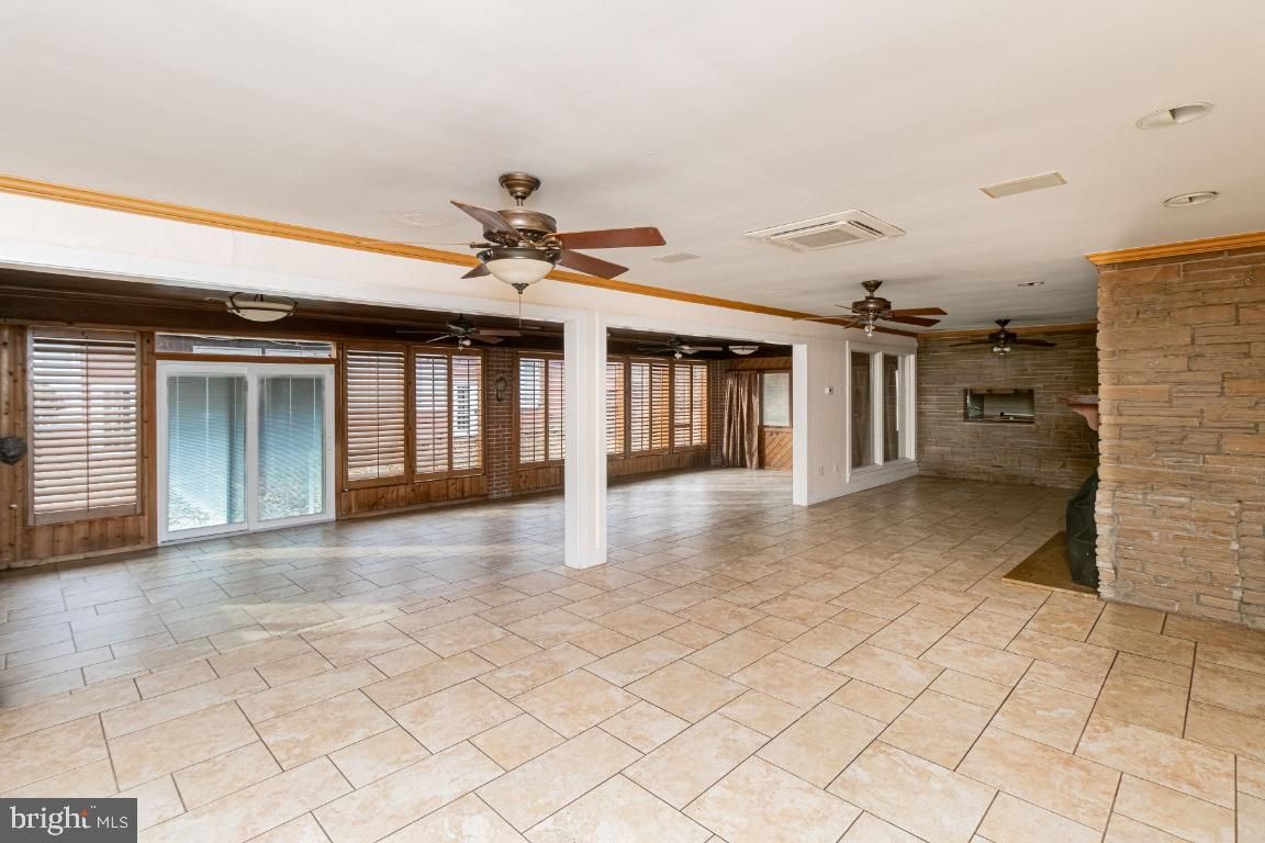 Empty room, Interior, Stone Walls