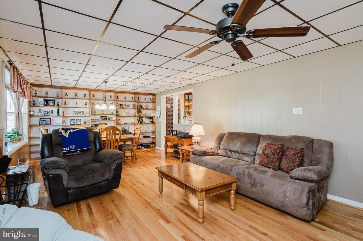 Dining room, Interior, Living room, Wood Texture Flooring