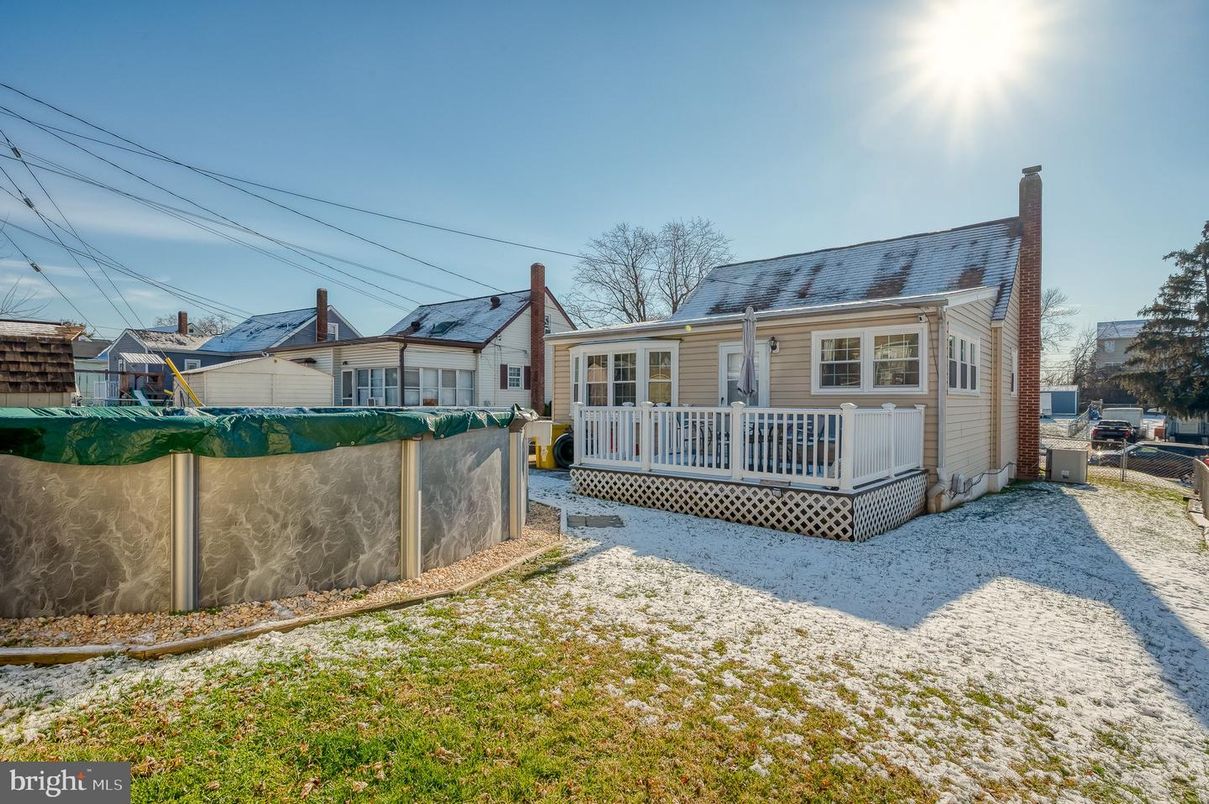 Backyard, Exterior, Pool