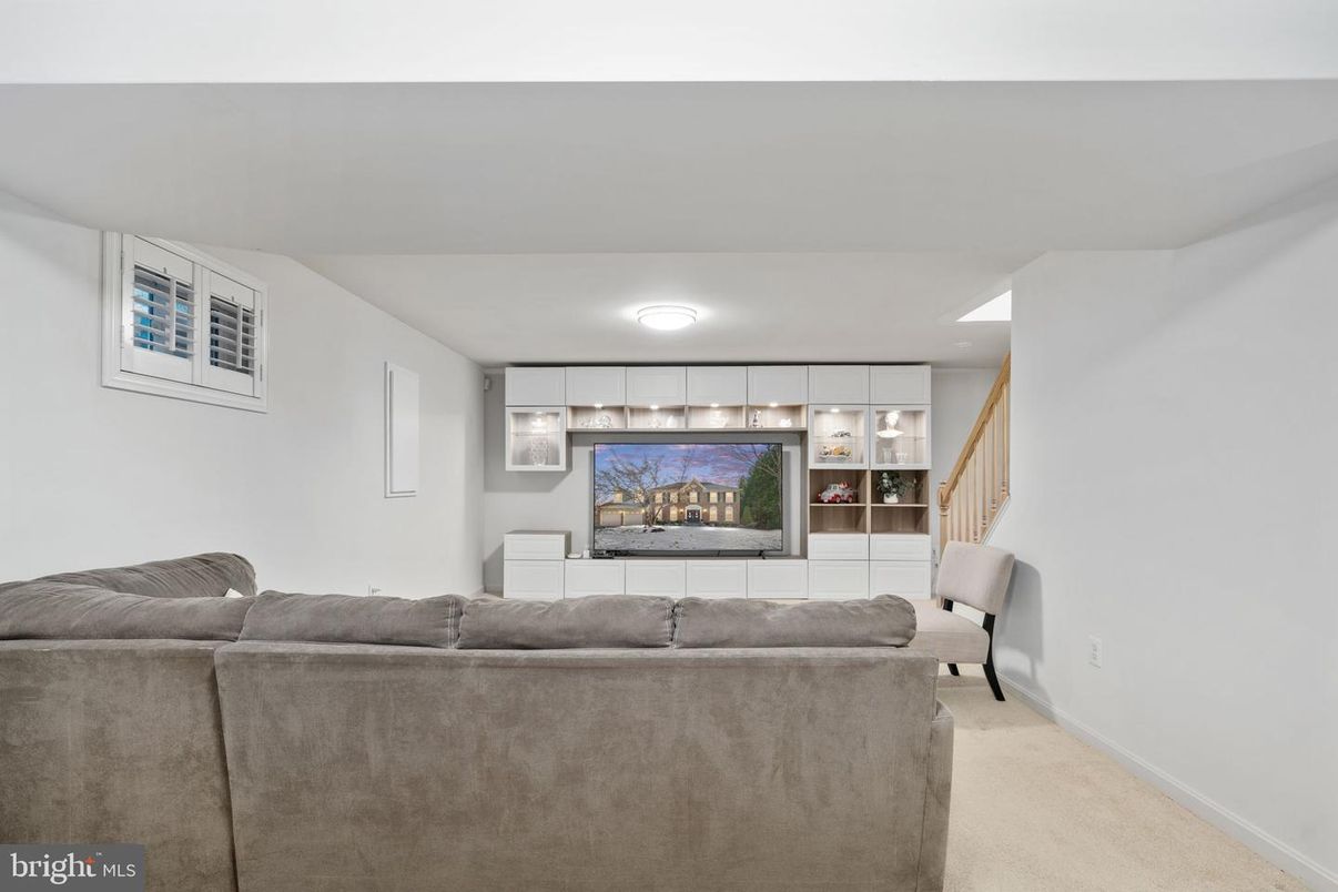 Fireplace, Interior, Living room