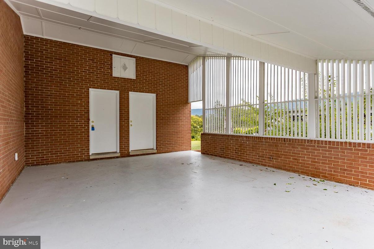 Interior, Stone Walls