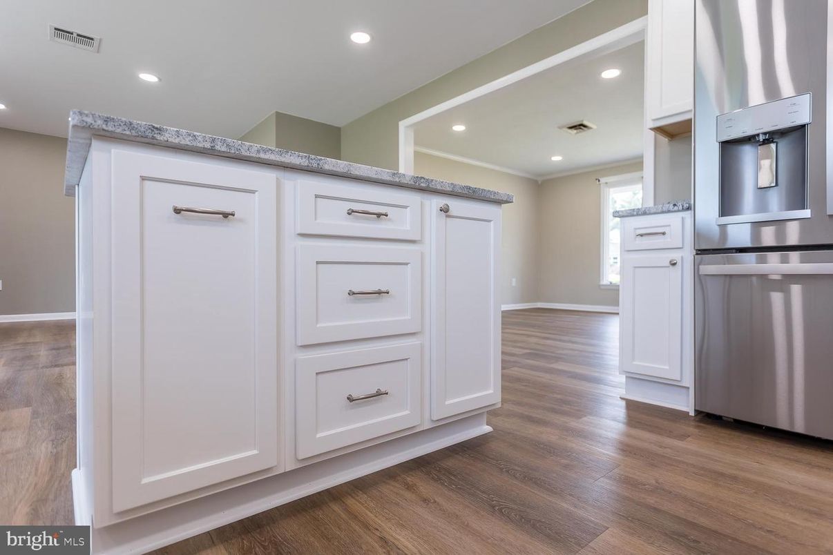 Interior, Kitchen, Recessed Lighting, Wood Texture Flooring