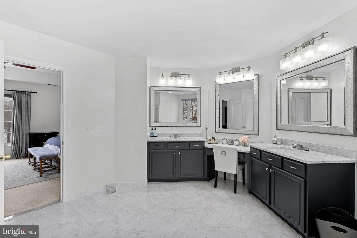 Bathroom, Dual Sink Vanities, Interior, Marble