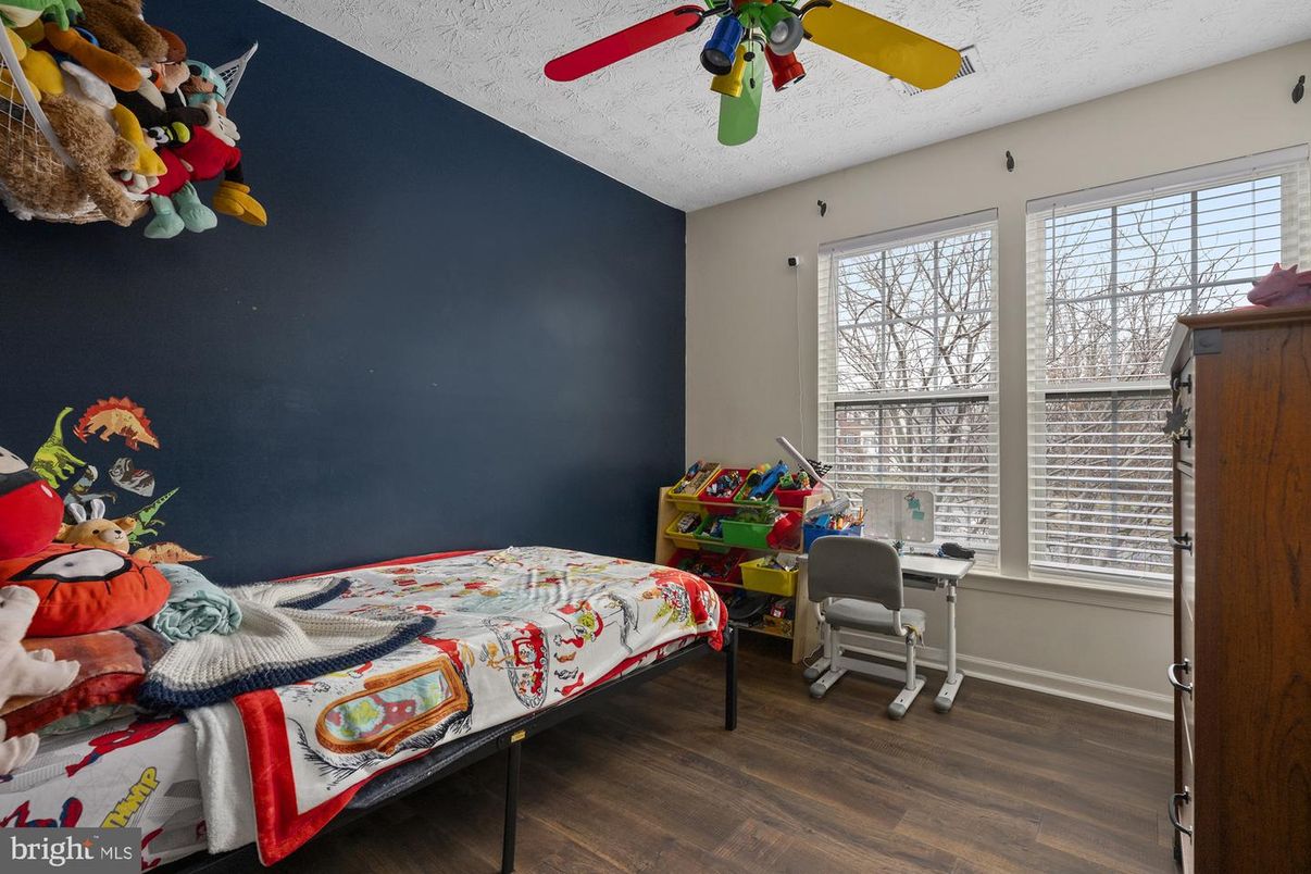 Bedroom, Home Office, Interior, Wood Texture Flooring