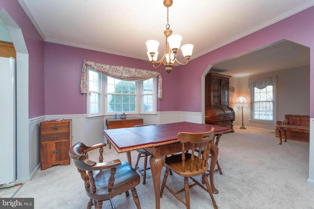 Chandelier, Dining room, Interior