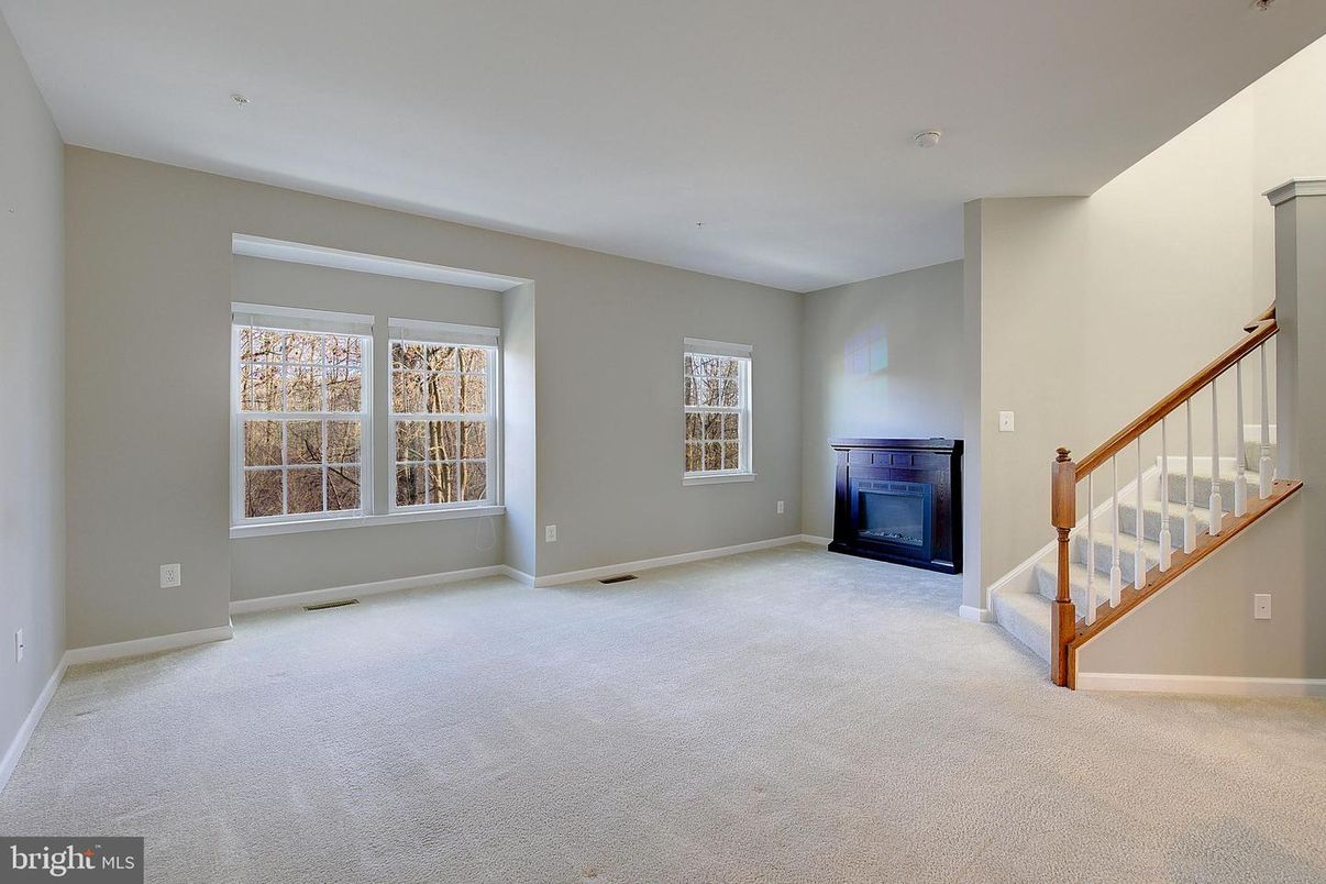 Empty room, Fireplace, Interior