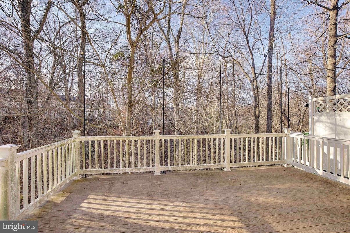 Exterior, Wood Texture Flooring