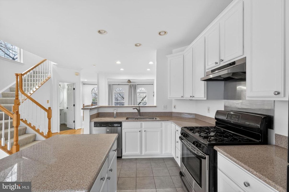 Interior, Kitchen, Recessed Lighting