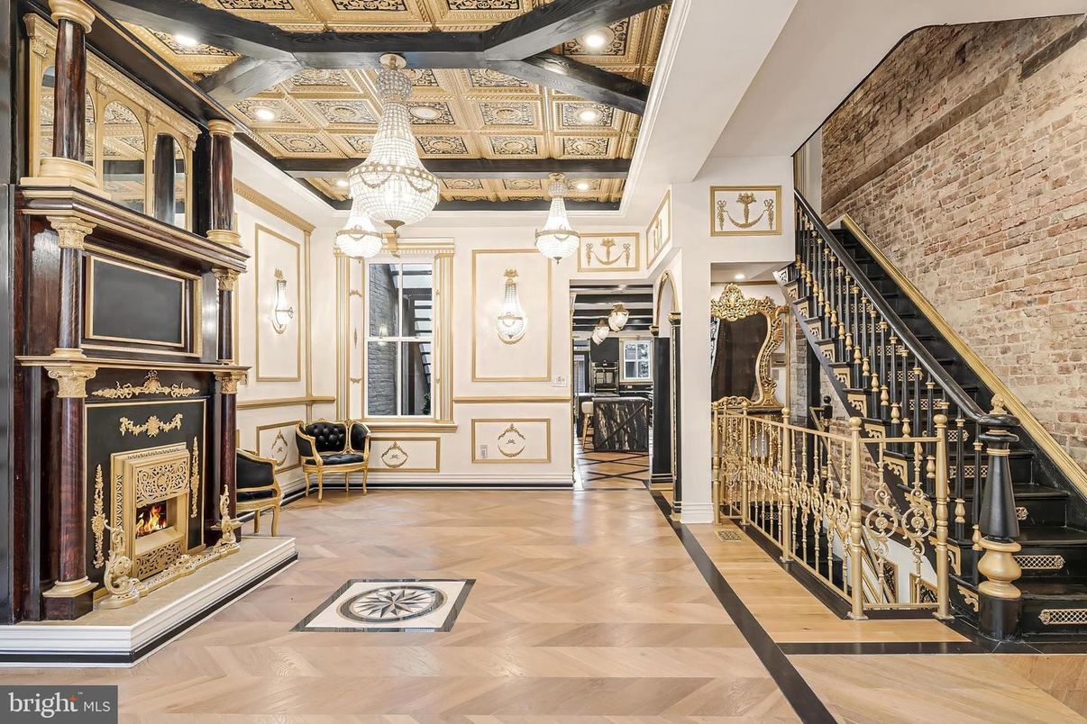 Chandelier, Fireplace, Interior, Pendant Lights, Recessed Lighting, Wood Texture Flooring