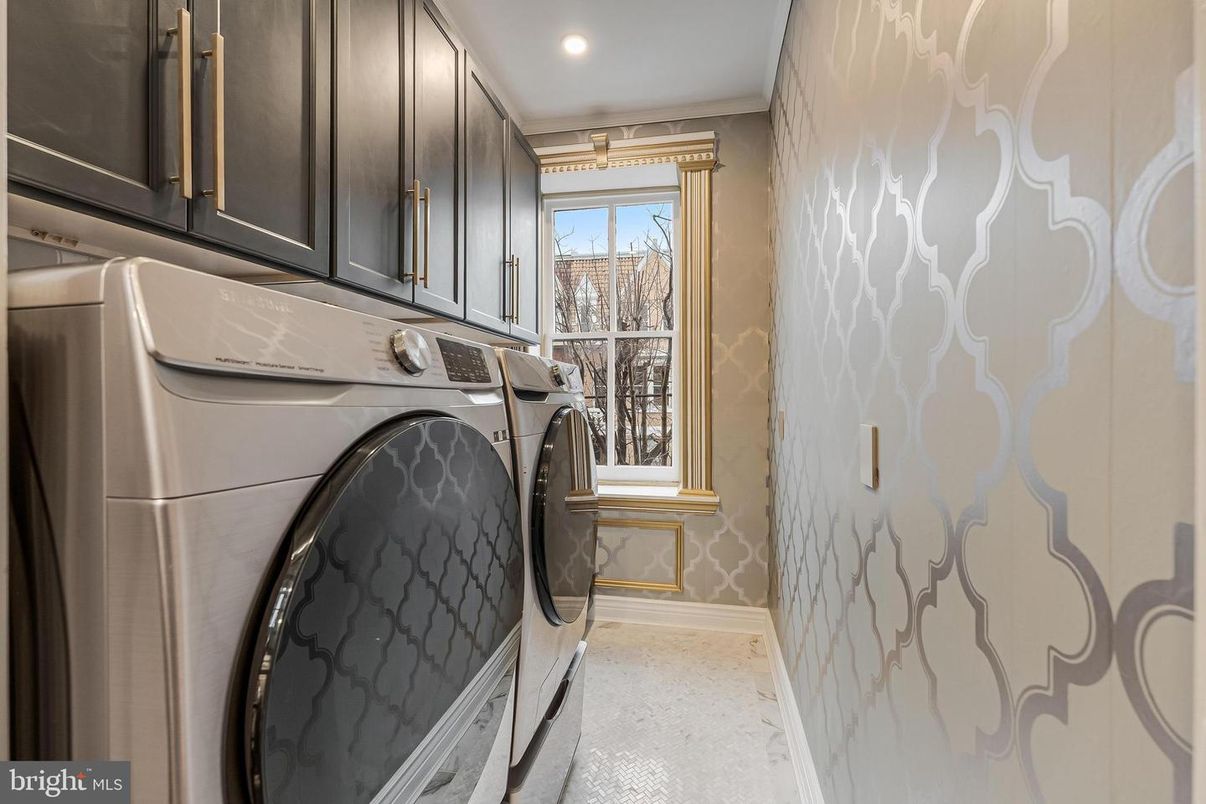 Interior, Recessed Lighting, Washer