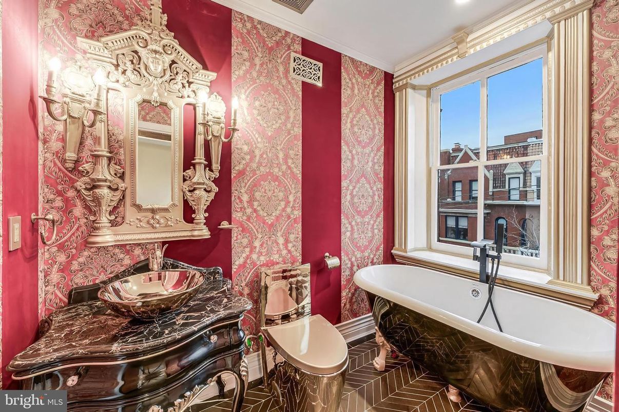 Bathroom, Free Standing Baths, Interior, Recessed Lighting