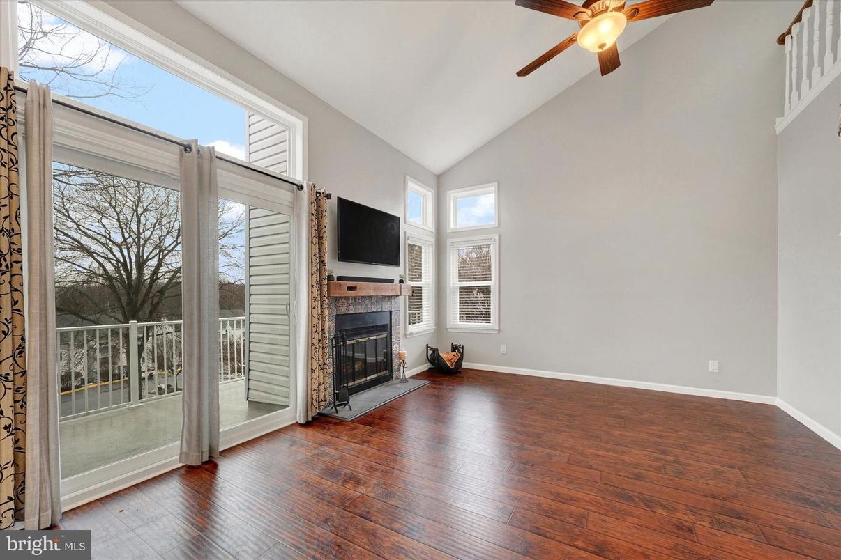 Empty room, Fireplace, Interior, Wood Texture Flooring