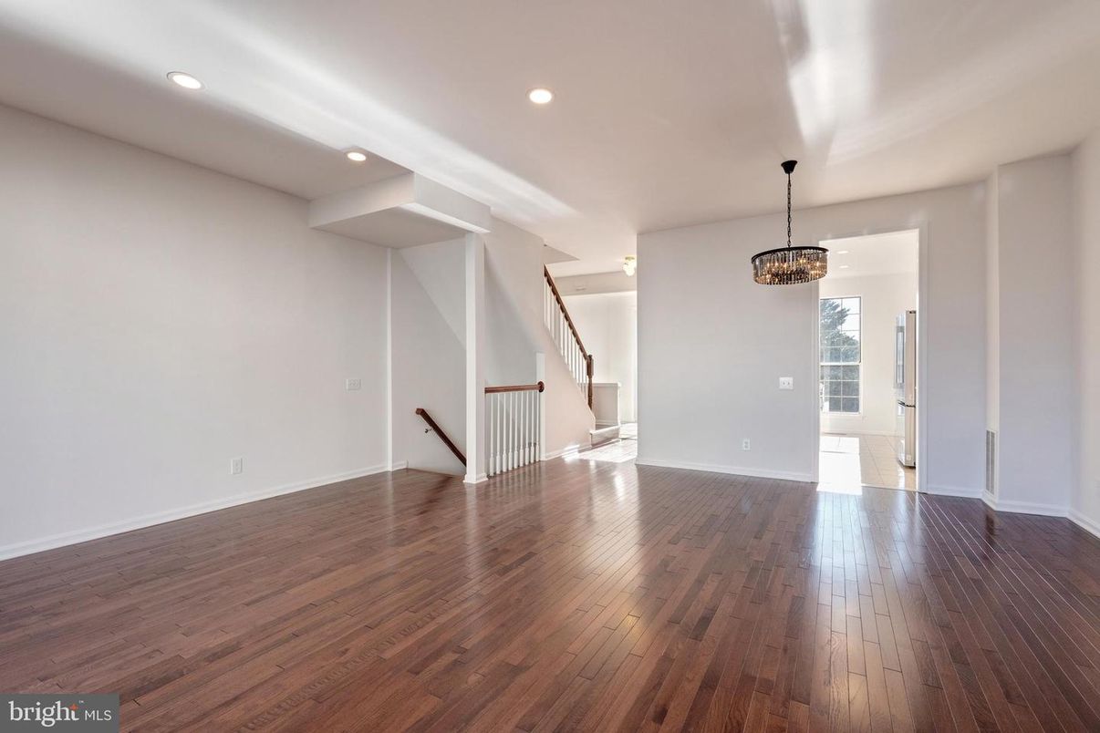 Chandelier, Empty room, Interior, Recessed Lighting, Wood Texture Flooring