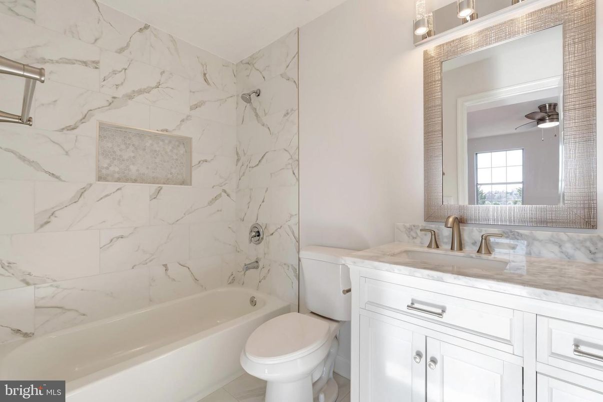 Bathroom, Interior, Marble Walls