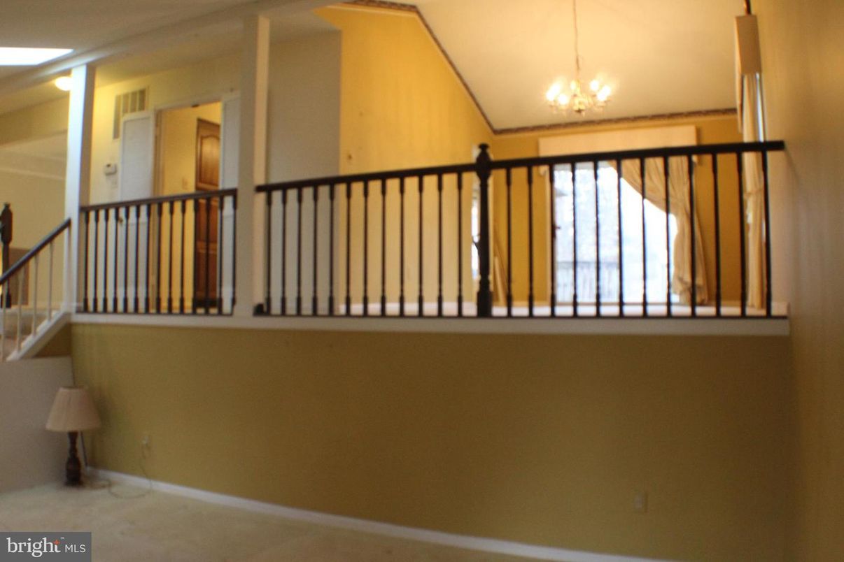 Chandelier, Interior