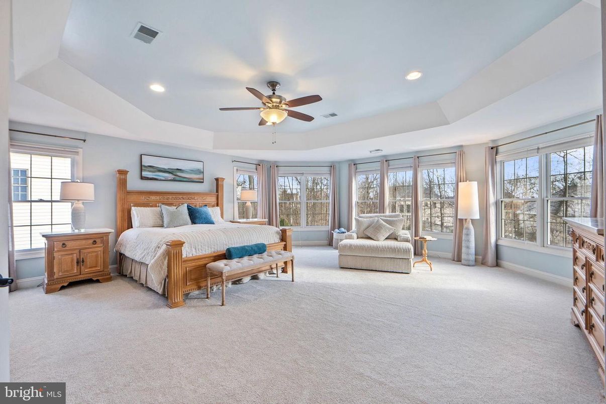 Bedroom, Interior, Recessed Lighting