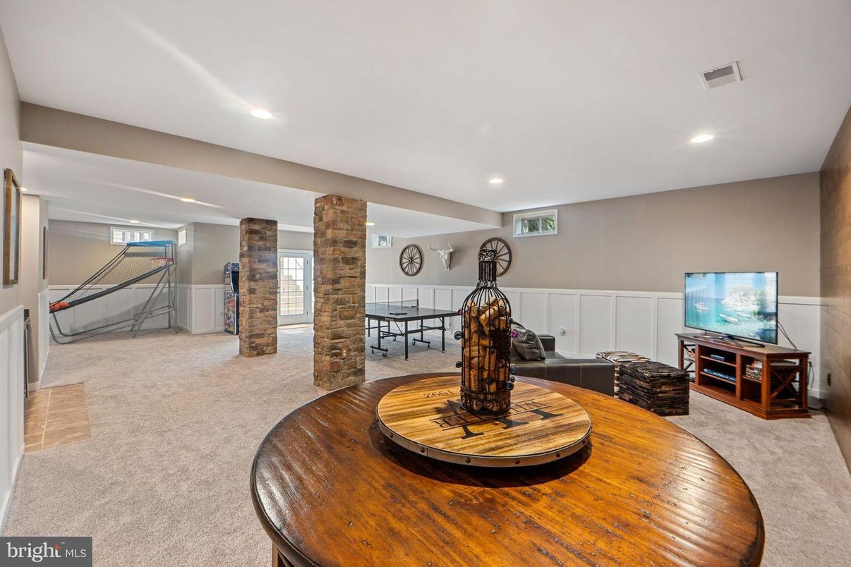 Interior, Recessed Lighting