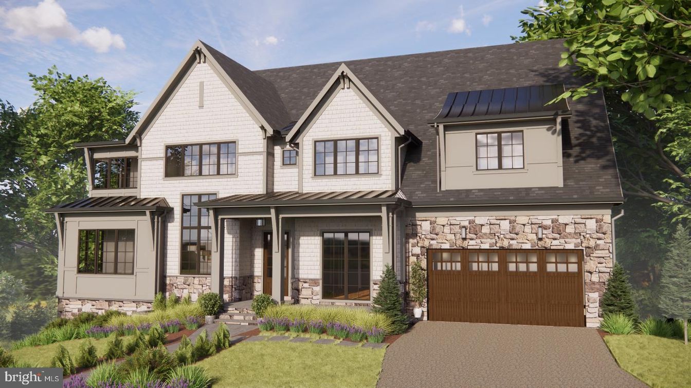 Attached, Exterior, Facade, Farmhouse