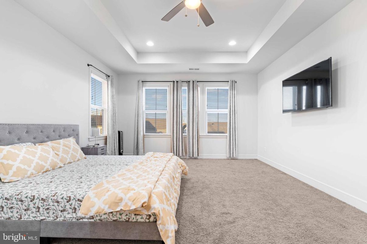 Bedroom, Interior, Recessed Lighting