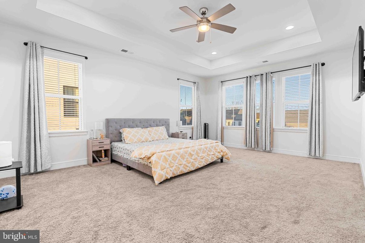 Bedroom, Interior, Recessed Lighting