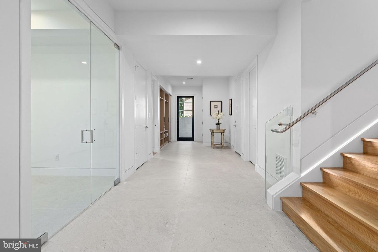 Interior, Recessed Lighting