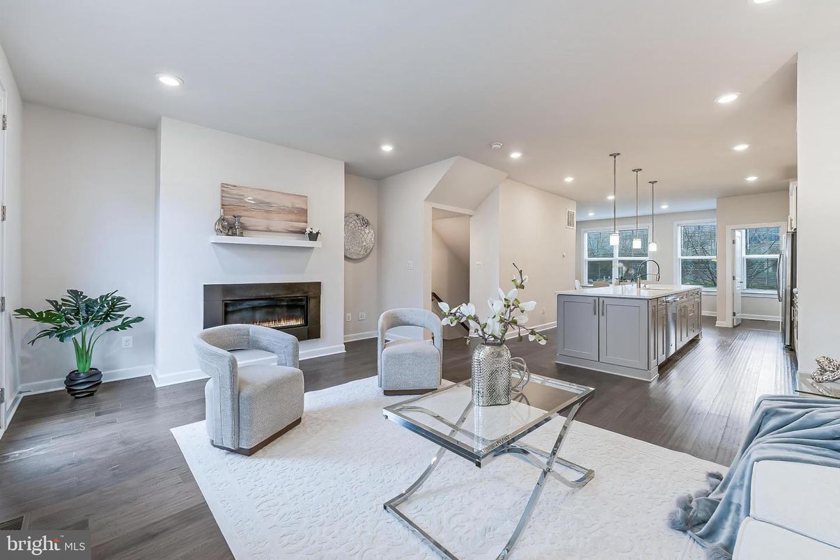 Fireplace, Interior, Kitchen, Living room, Pendant Lights, Recessed Lighting, Wood Texture Flooring