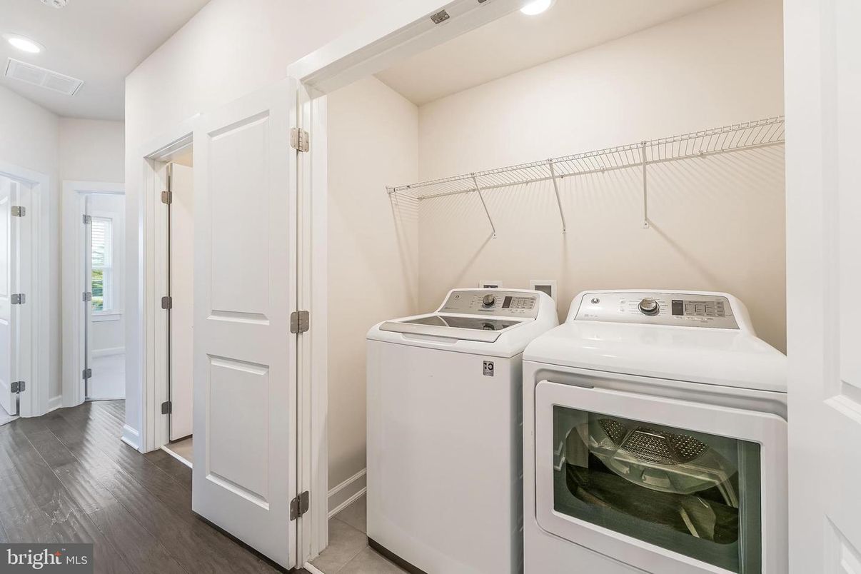 Interior, Recessed Lighting, Utility Closets, Washer, Wood Texture Flooring